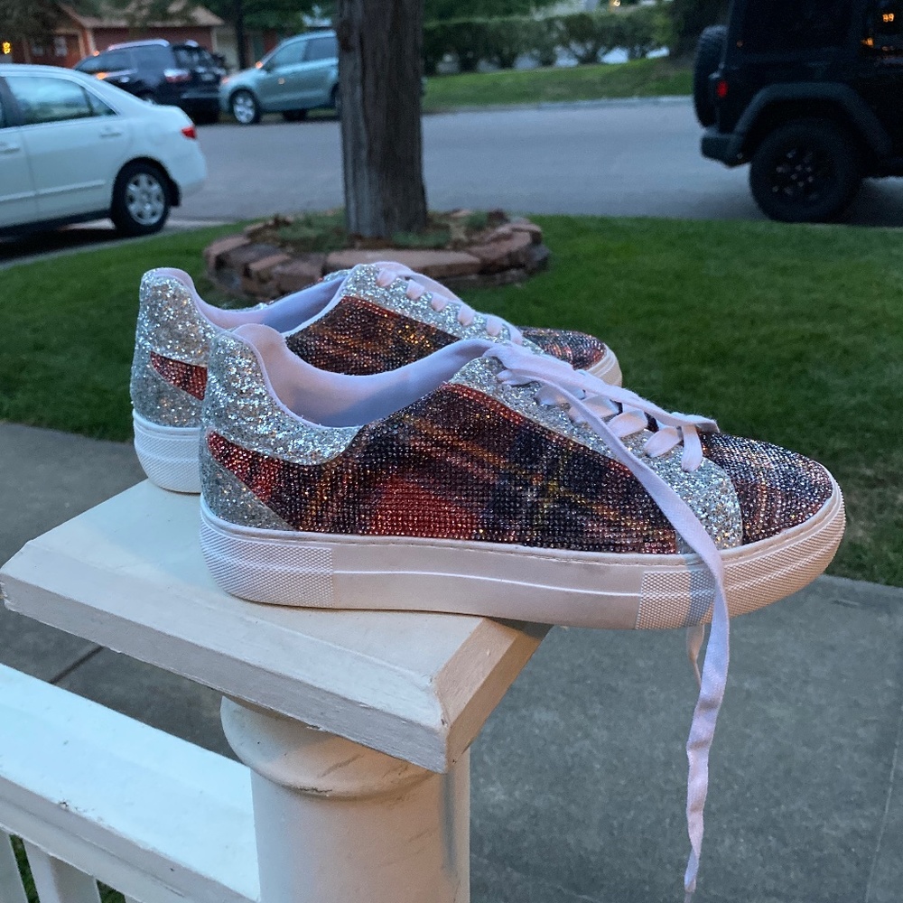 Brand new designer Besty Johnson sparkly shoes *ORIGINALLY $90!!!*